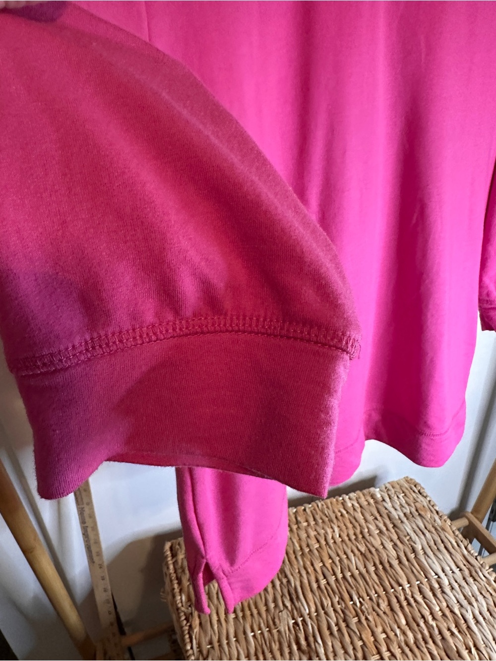 Pink Relaxed Women's Pullover Sweatshirt with V-Inset size small - Picture 2 of 14